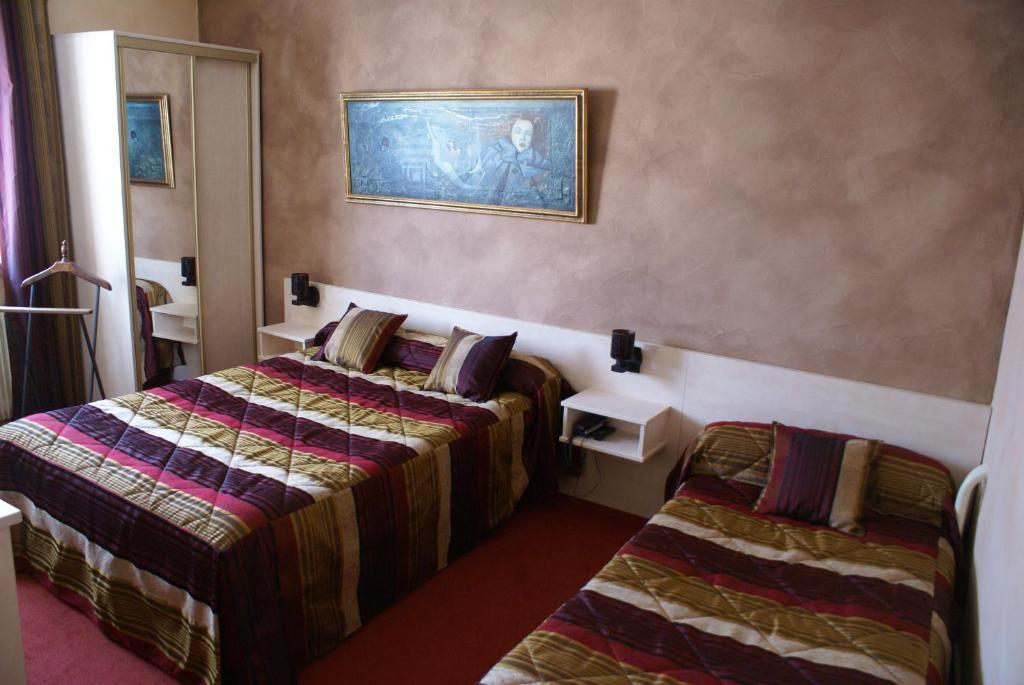 La Musarde Hauteville-les-Dijon Room photo